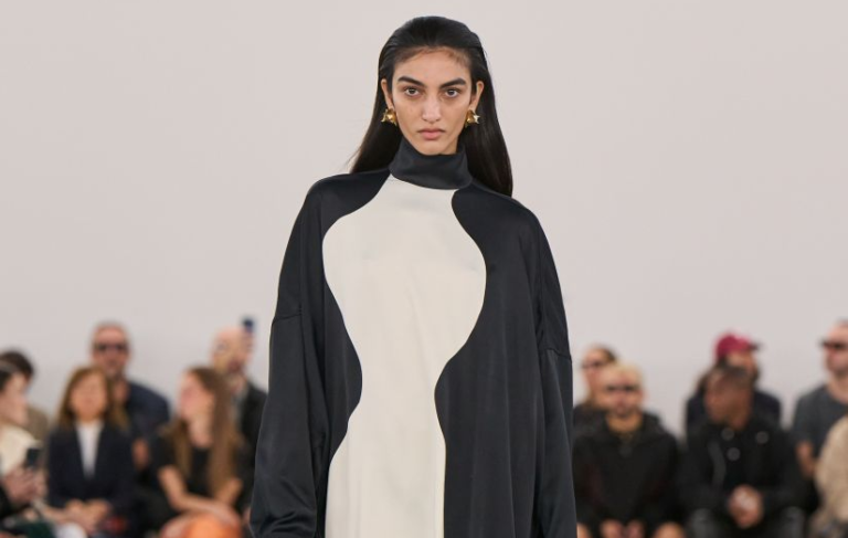The Recent Runways Say Monochrome Isn’t Going Anywhere
